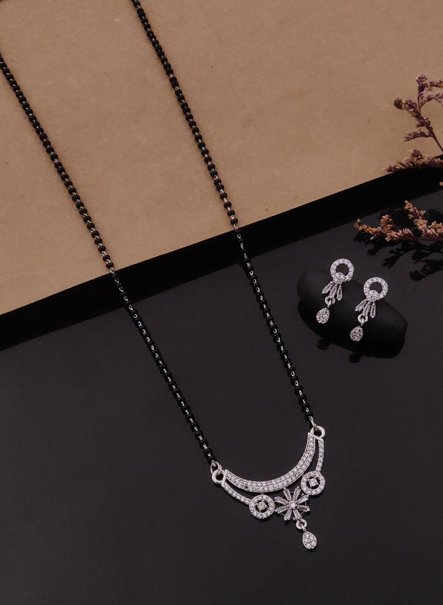 A D Mangalsutra